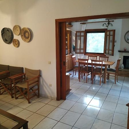 Villa Dimitris Áfra Exterior foto