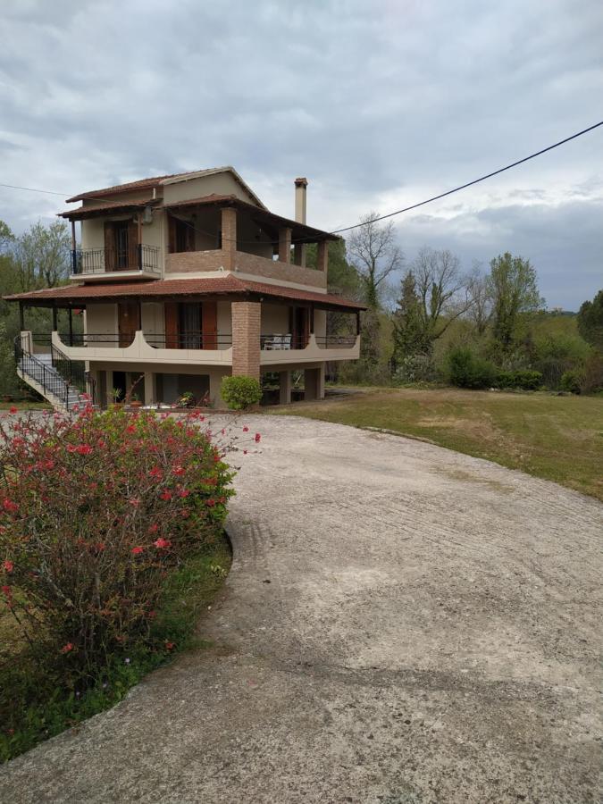 Villa Dimitris Áfra Exterior foto