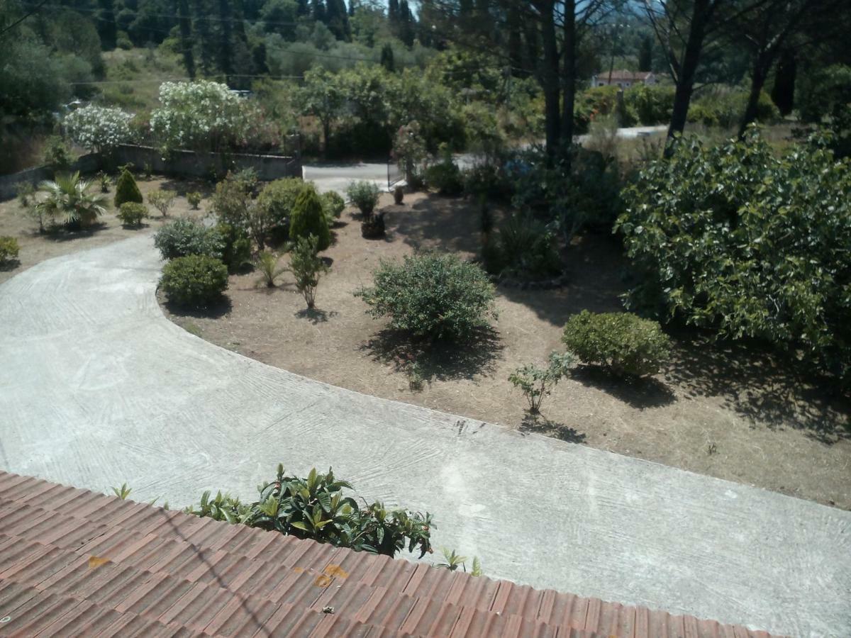 Villa Dimitris Áfra Exterior foto